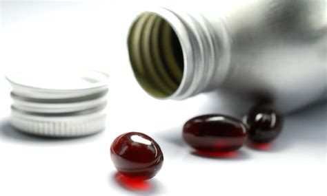 Krill oil capsules | Premium Photo