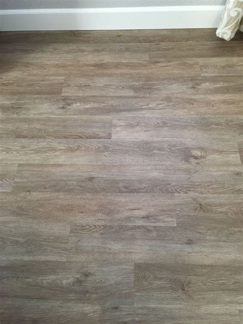 Everything You Need To Know About Driftwood Vinyl Flooring - Flooring ...