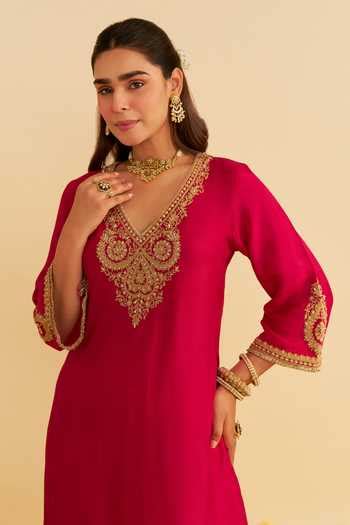 Buy Pink Embroidery Round Neck Haayat Kaftan Set For Women by Sheetal ...