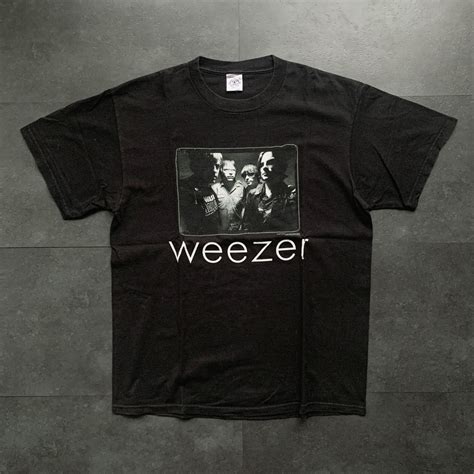 Vintage 2001 Weezer Band Tee Shirt Rare, Men's Fashion, Tops & Sets ...