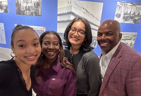 Healthcare internships kindle career aspirations for NYC teens | Northwell Health