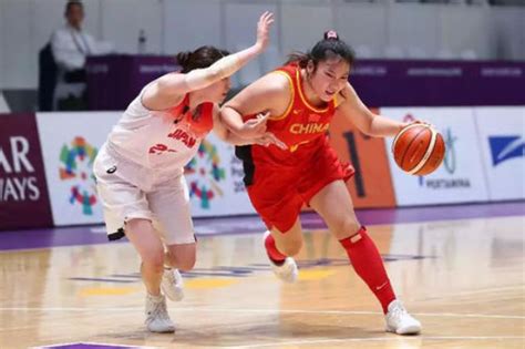 作为中国女篮一姐，李梦之前始终没有比赛_体育天地