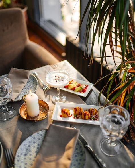 Restaurant Table Side 的图像结果