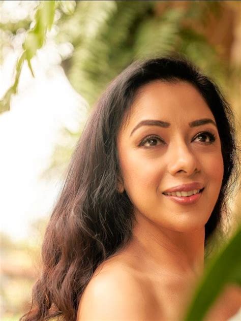 Anupamaa aka Rupali Ganguly off-duty looks for women who like to keep ...