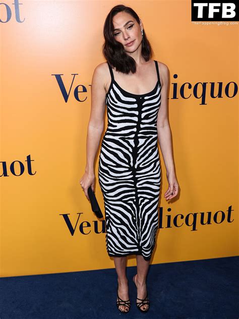 Gal Gadot Sexy (76 Photos) - Sexy e-Girls🔞