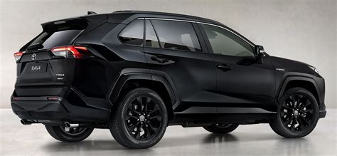 The new Toyota RAV4 Hybrid Black Edition with 306hp | Electric Hunter