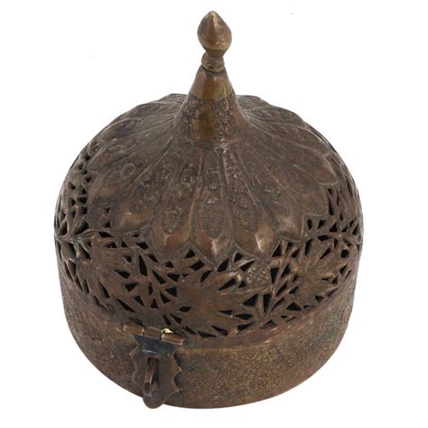 Vintage Brass Leaf Jali Cut Dome Lid Finial