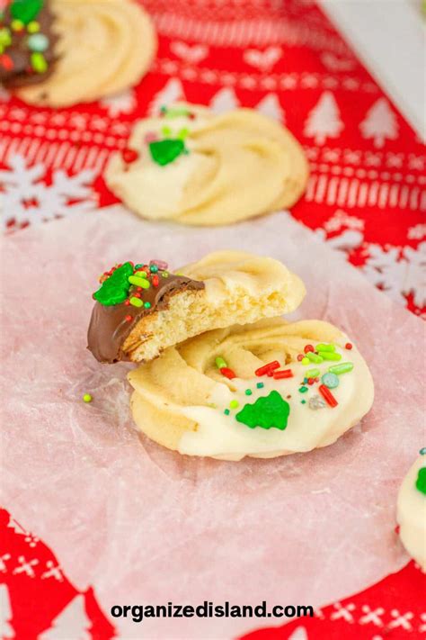 Best Christmas Butter Cookies Recipe - Organized Island