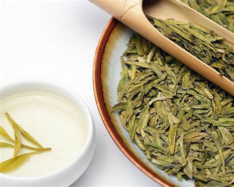 龙井茶（产于浙江杭州西湖一带的绿茶） - 搜狗百科