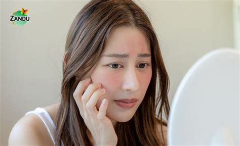 Kumkumadi Oil/Tailam: Benefits, Ingredients & Side Effects