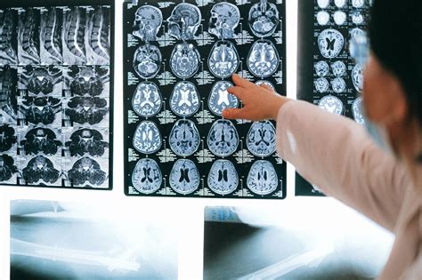 How to Become a Radiologist｜Step-by-Step Guide - how to become a radiologist