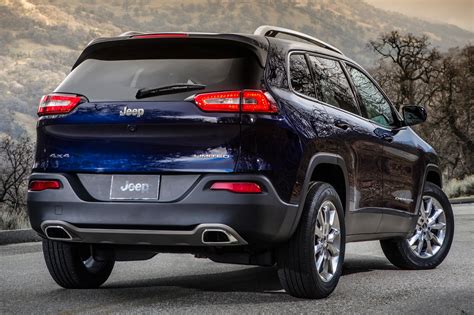 2016 Jeep Cherokee VIN Check, Specs & Recalls - AutoDetective