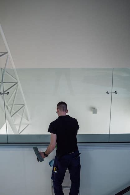 Glass Removal Tutorial 的图像结果