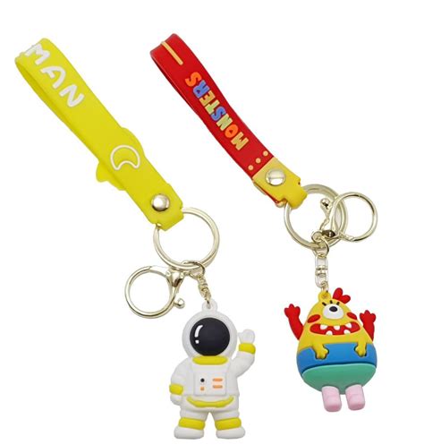 Crackles Pack of 5 Spaceman Astronaut Key Chain Silicone, Metal ...