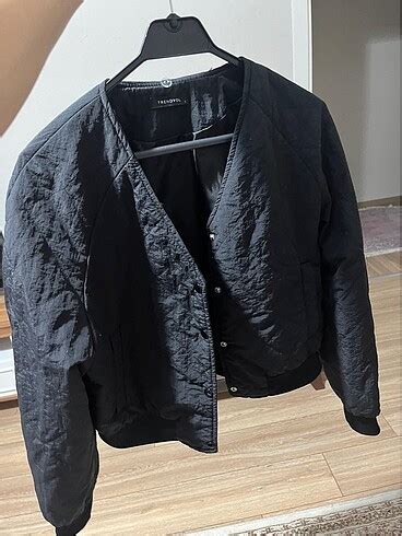 Bomber Ceket Kadin Trendyol & Milla Ceket %20 İndirimli - Gardrops