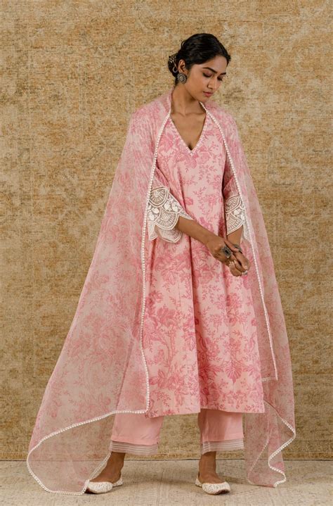 Devnaagri - Alia Bhatt in Blush Pink Block Printed Kota Kurta Set
