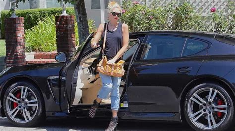 Car Collection of Gwen Stefani is ORNATE » Car Blog India