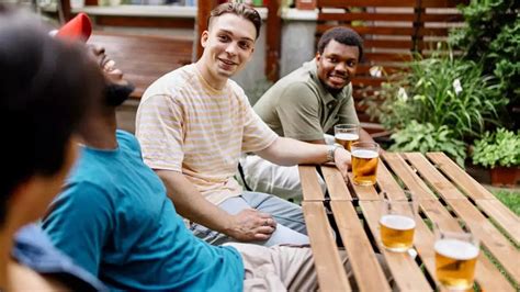 Gen Z breaks traditional beer rules with ice-cold trend; Here’s what ...