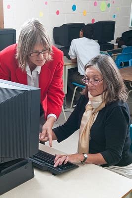 Computer Class Decoration 的图像结果