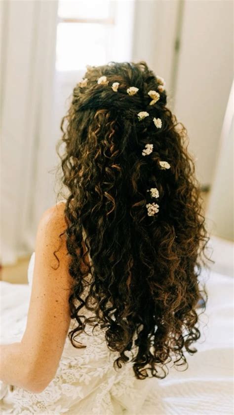 Curly blonde half up half down wedding hair – Artofit