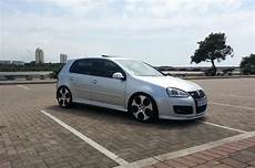 golf 5 gti dachhimmel turn some heads in the golf 5 gti auto mart golf 5 gti dachhimmel turn some heads in the golf 5 gti auto mart