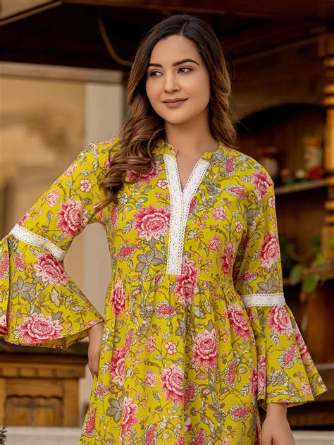 Dresses Sales- Discounts on Women's Dresses | The Loom