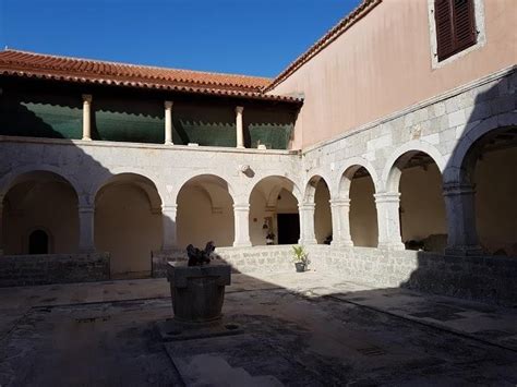 Franjevački samostan i crkva sv. Dujma u Kraju (Znamenitost / Atrakcija ...