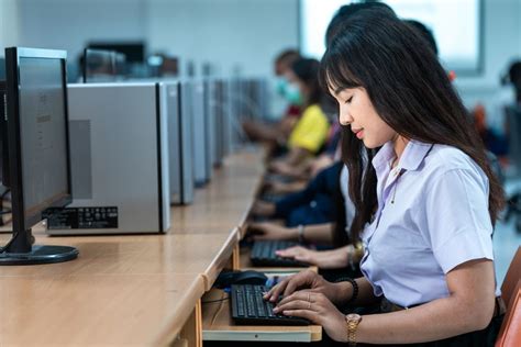 Beginners Web Design Course 的图像结果