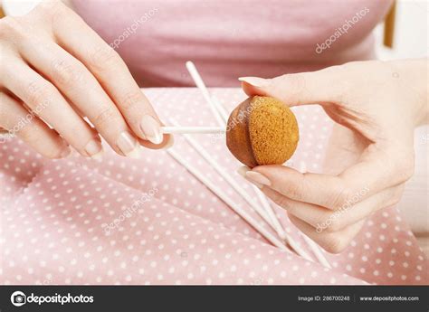 Image result for Cake Pops Tutorial Video