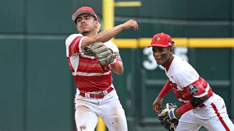 Louisville baseball score: Coastal Carolina eliminates UofL in semis