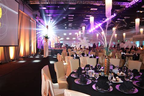 Planning Holiday Events | Utah Valley Convention Center