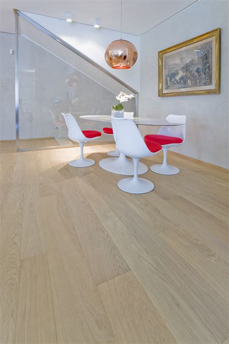 Light Wood Floors | Urbane Living