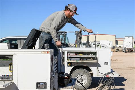 Roadside Assistance Services in San Antonio & Austin, TX | Austin Fleet ...