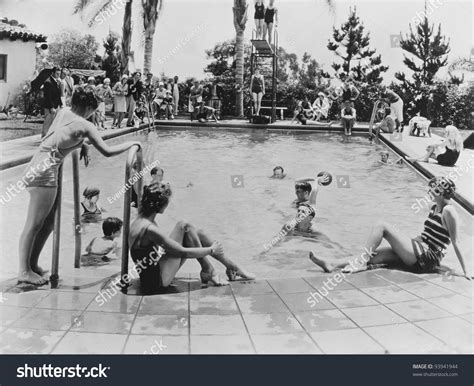 Retro Pool Ladies 的图像结果