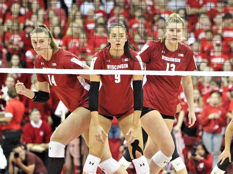 An early look at the Wisconsin Badgers volleyball team for 2024 season