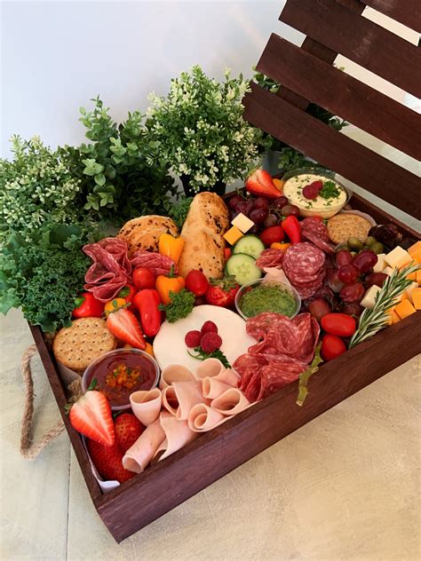 Making a Grazing Box 的图像结果