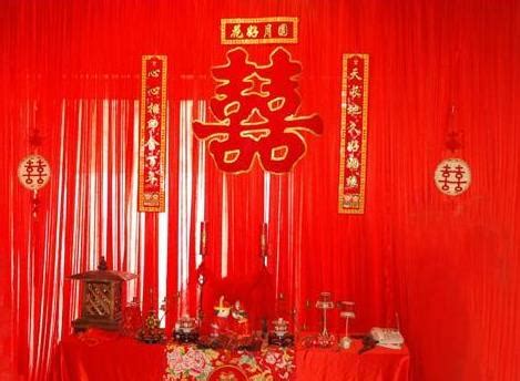 洞房送什么礼物好最新素材