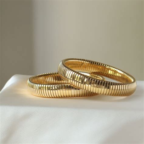 Berlin at Night 18K Gold Plated Bangle – Bigsmall.in