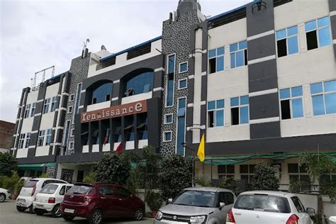 Renaissance College of Commerce & Management Reviews on Placement ...