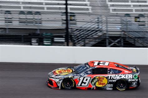 What channel is Brickyard 400 NASCAR race at Indianapolis on today ...