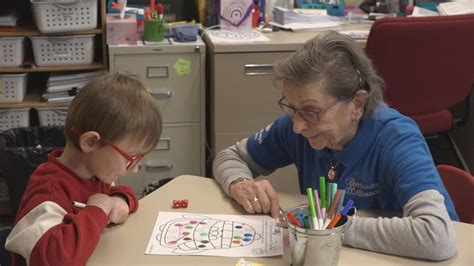 AmeriCorps Foster Grandparent Program a hit in Maine school ...