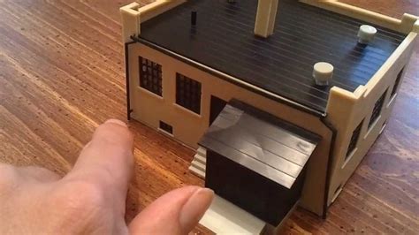 Model Railroad Building Walthers Cornerstone Industry Office Building ...