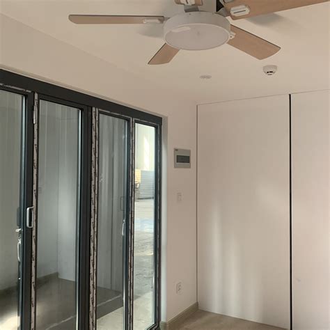 Customized Mobile Shipping Container Restaurant Coffee Shop Interior ...