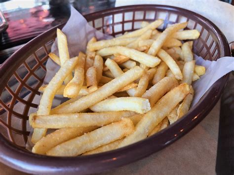 Bangers and Brews - Bend, OR | Review & What to Eat