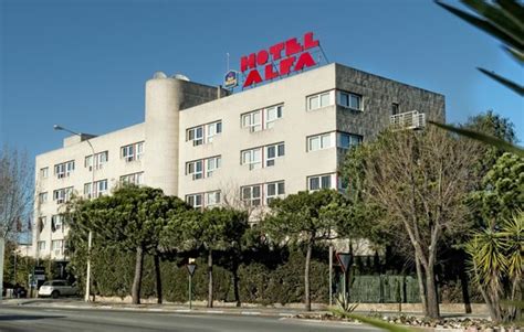 BEST WESTERN PLUS HOTEL ALFA AEROPUERTO (Barcelona) - Hotel Reviews ...