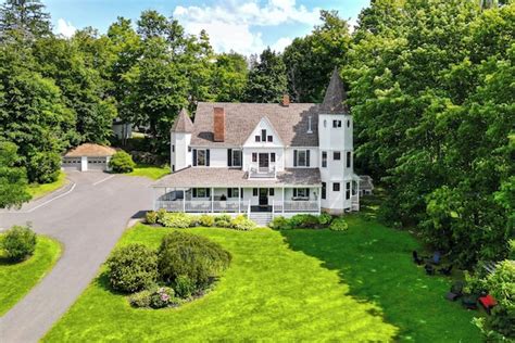 Hideaway Inn Lenox (Lenox, ), Lenox hotel discounts | Hotels.com