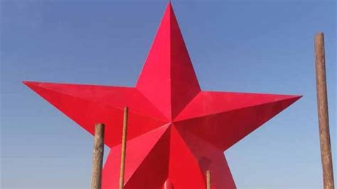红色经典金属线条五角星雕塑 – 曲阳园林雕塑
