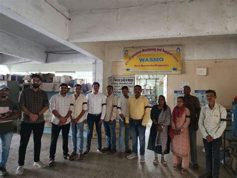 Vasmo's contractual employees protested; Employees deprived of benefit ...