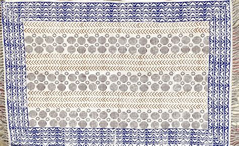 Hand blockprinted cotton rug -Multicolor – Sumaavi