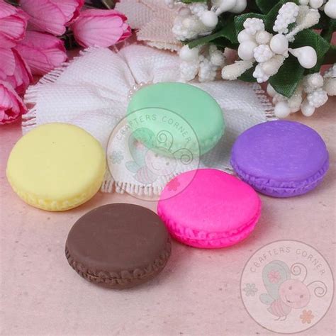 Yummy Macroon – CRAFTERS CORNER